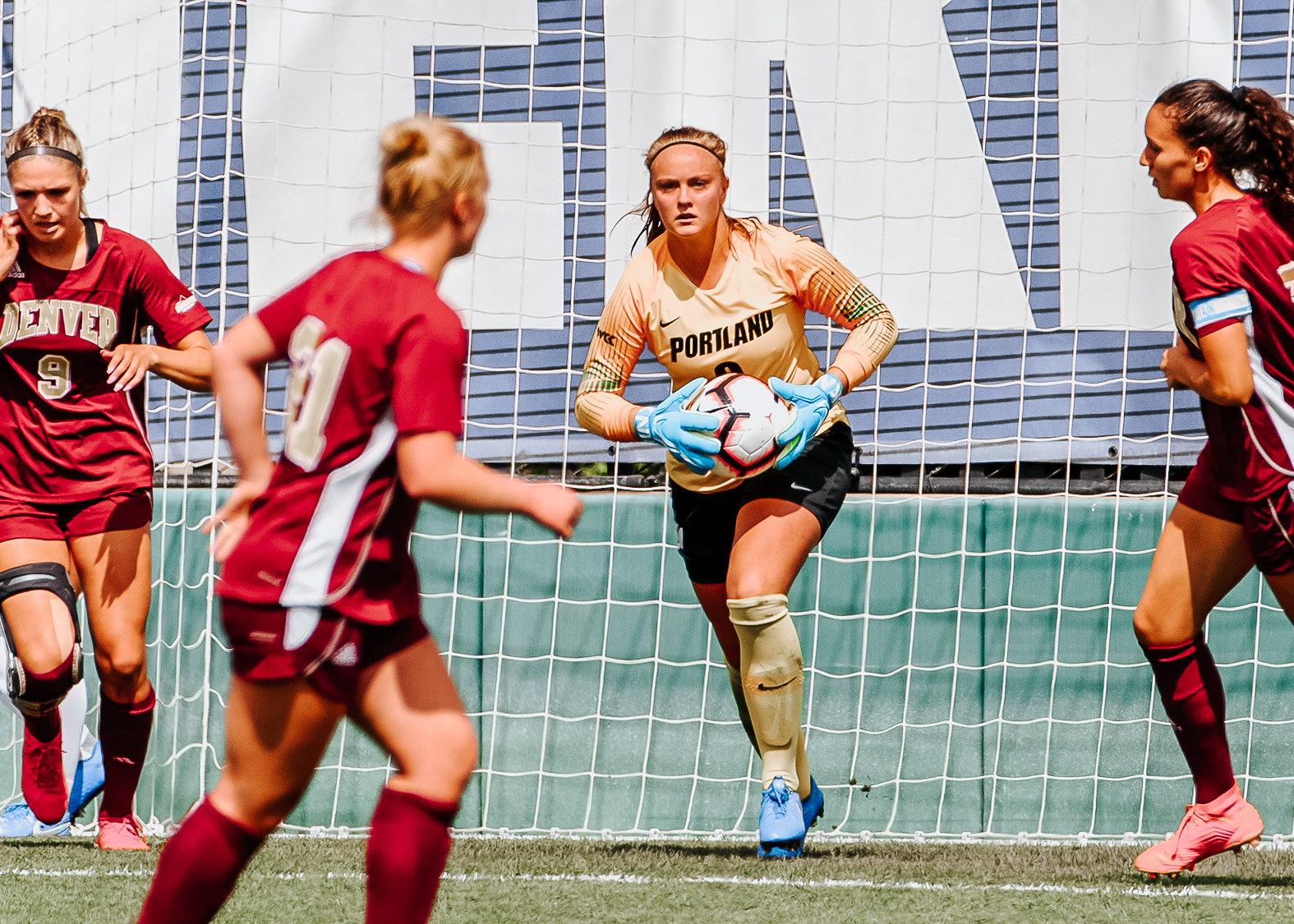 Soccer at College, Football Scholarships