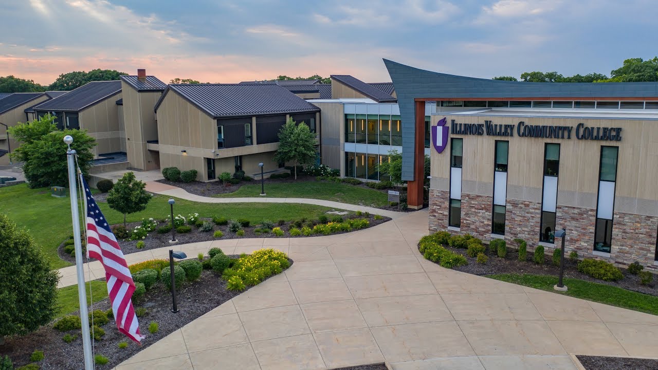 Illinois Valley Community College Athleticademix